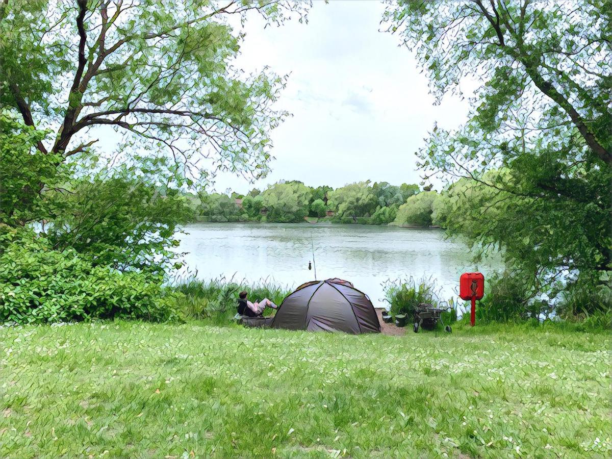 The Lake House, Woking Eksteriør bilde
